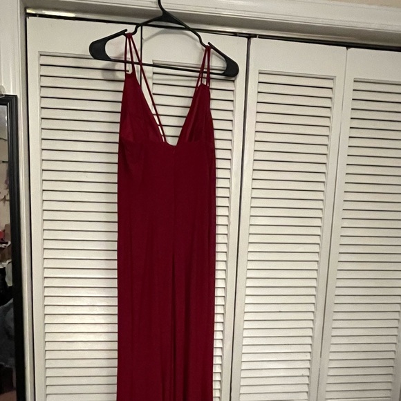 Formal red dress - Picture 4 of 6